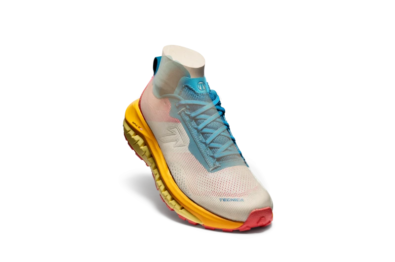 ANATOMICAL TRAIL RUNNING FIT